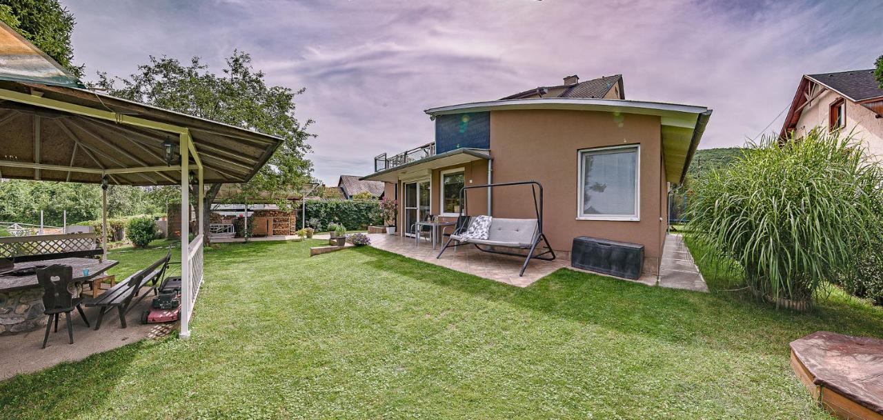 Riverside Apartman**** Miskolc Luaran gambar
